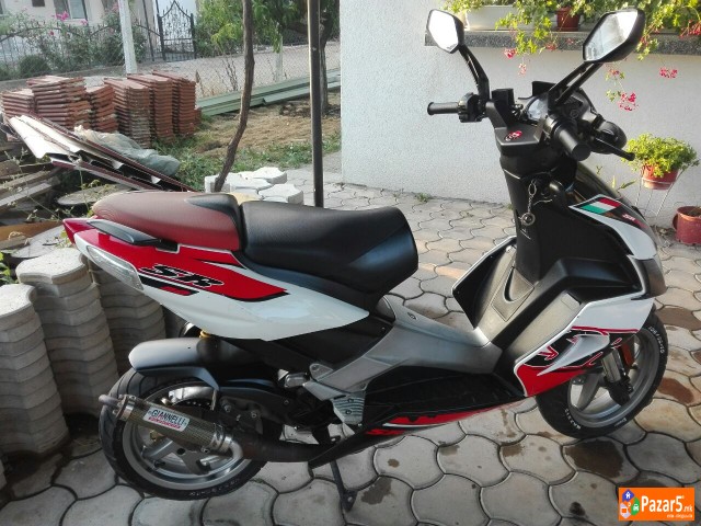 Aprilija Sr 50