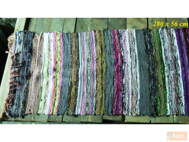 Продавам 5 нови килими-дипли!