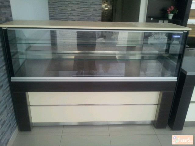 Prodavam Oprema Za Pekara,prodavnica