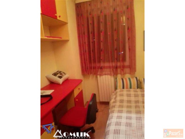 Domik Prodava 3 Soben Stan Vo Novo Lisice