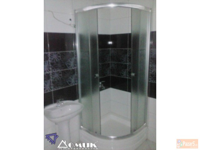 Domik Prodava Nov 3 Soben Stan Kaj Univerzlna  Za 