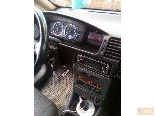 Opel Zafira 2.2dti 2005 God