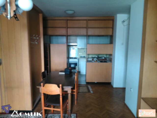 Domik Izdava 2 Soben Namesten Stan Vo Centar