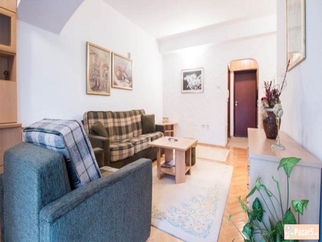 Se Iznajmuva Dvosoben Stan Kaj Nova Zeleznicka