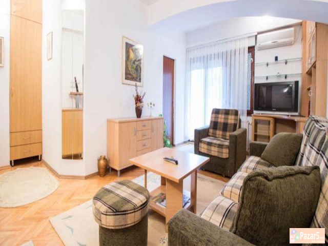 Se Iznajmuva Dvosoben Stan Kaj Nova Zeleznicka