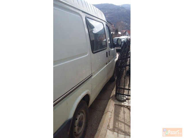 Se Prodava Ford Transit 