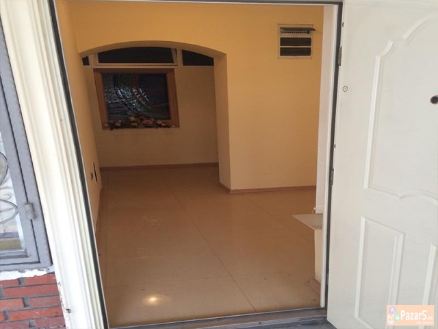 Se Izdava Deloven Prostov Vo Aerodrom