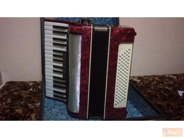 Prodavam Harmonika Odlicna.povolono!!!