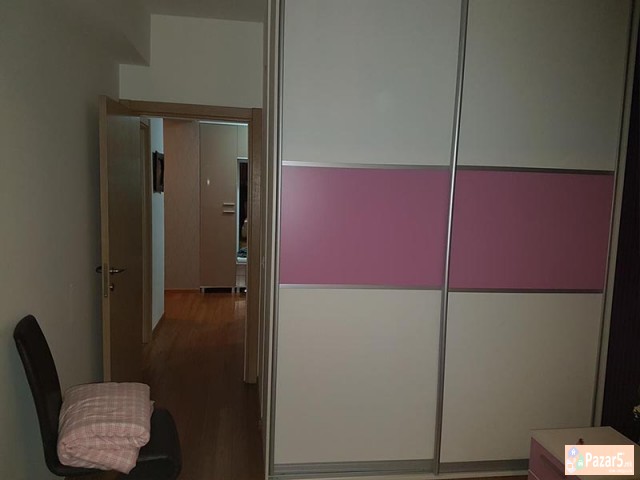 Se Izdava Trosoben Stan Vo Taftalidze 2