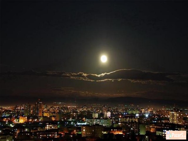 Se Izdava Trosoben Stan Vo Crnice