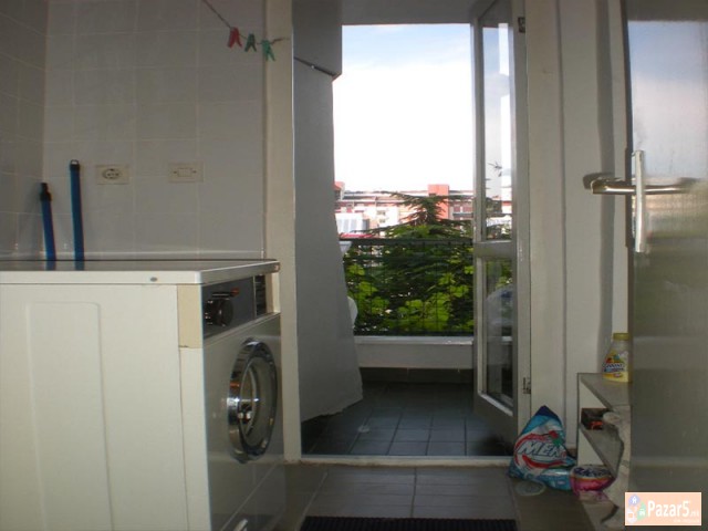 Se Izdava Cetvorosoben Stan Vo Aerodrom