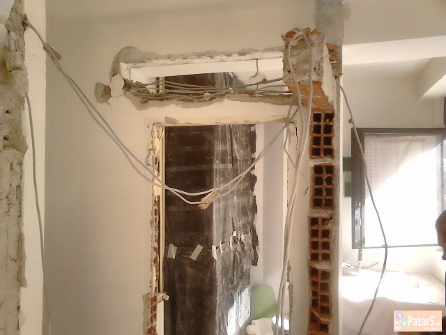 Citam Podrumi Frlanje Sut I Rusenje 