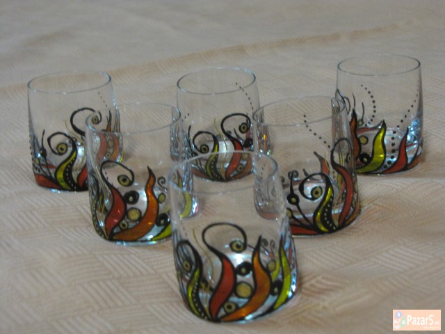 Рачно цртани чаши, готови и по нарачка