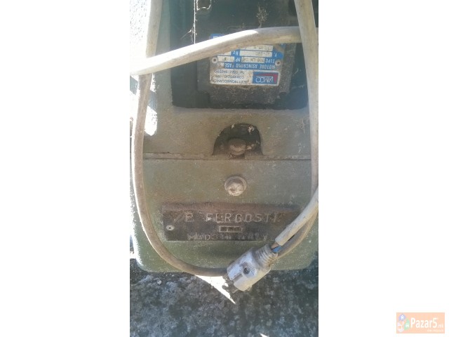 Prodavam Masini Za Poliranje Brusenje Struzenje