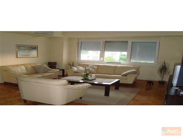 Se Izdava Trosoben Stan Vo Kisela Voda