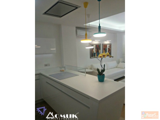 Domik Izdava Luksuzen Nevselen Stan Vo Debar Maalo