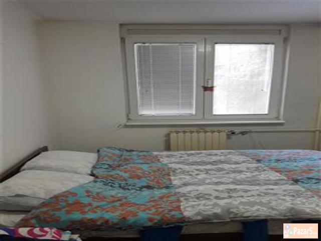 Se Izdava Trosoben Stan Vo Aerodrom