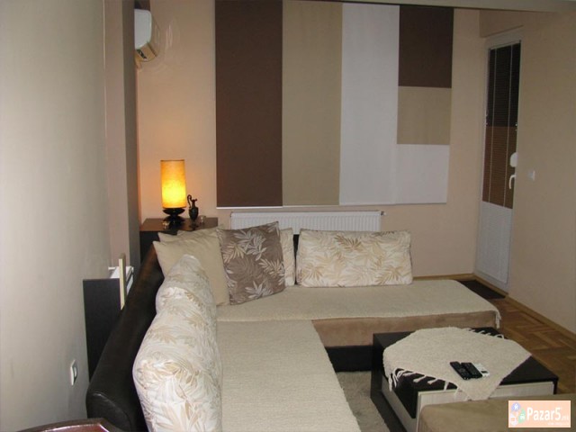 Se Iznajmuva Dvosoben Stan Vo Debar Maalo