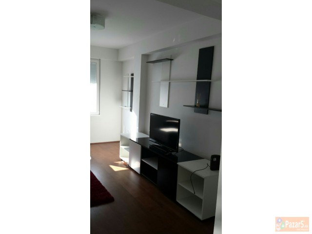 СЕ ПРОДАВА 3-СОБЕН СТАН ВО ЦЕНТАР