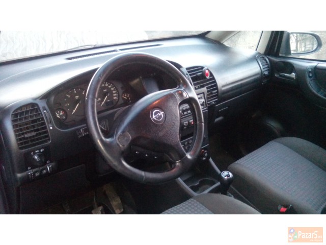 Opel Zafira 2.2.dizell 2003.g
