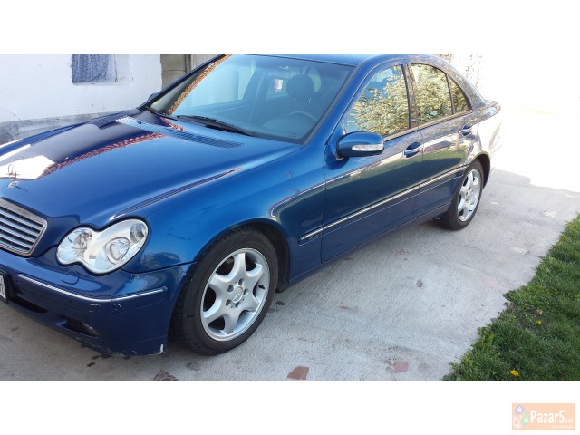 Mercedes C270 2003 Godina