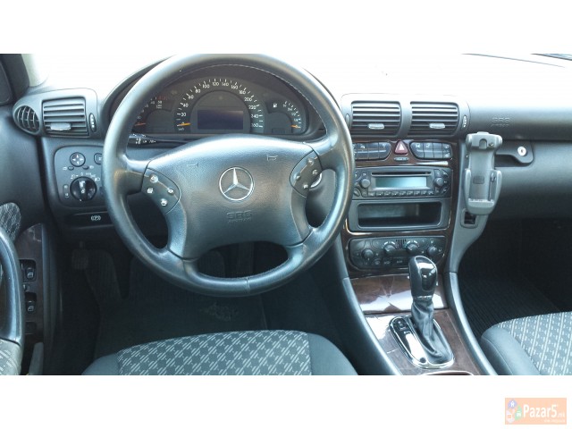 Mercedes C270 2003 Godina