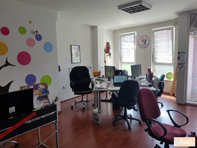 Se Iznajmuva Kancelariski Prostor Vo Centar