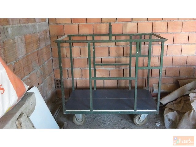 Prodavam Tovarna Kolicka 