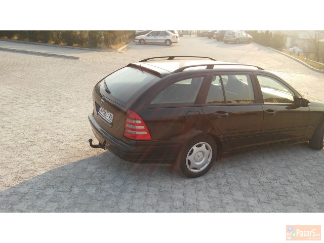 Mercedes C220 Cdi  2001 Godina