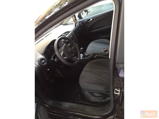 Seat Leon Crn 2012 God Se Prodava Pothitno