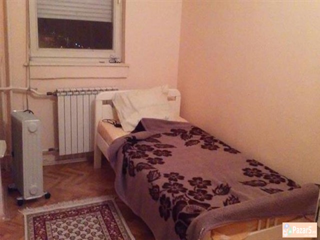 СЕ ИЗДАВА ТРОСОБЕН СТАН ВО НОВО ЛИСИЧЕ