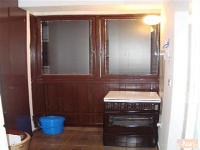 СЕ ИЗДАВА ТРОСОБЕН СТАН ВО АЕРОДРОМ