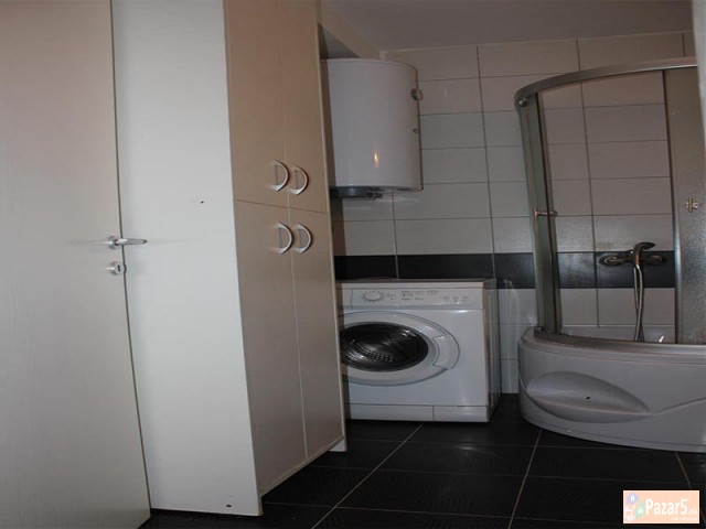 СЕ ИЗДАВА ДВОСОБЕН СТАН ВО НОВО ЛИСИЧЕ