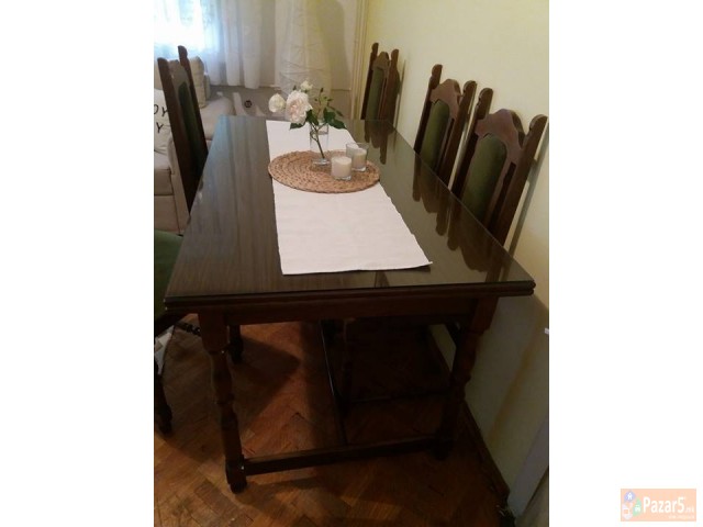 Se Prodava Masa So Pet Stola