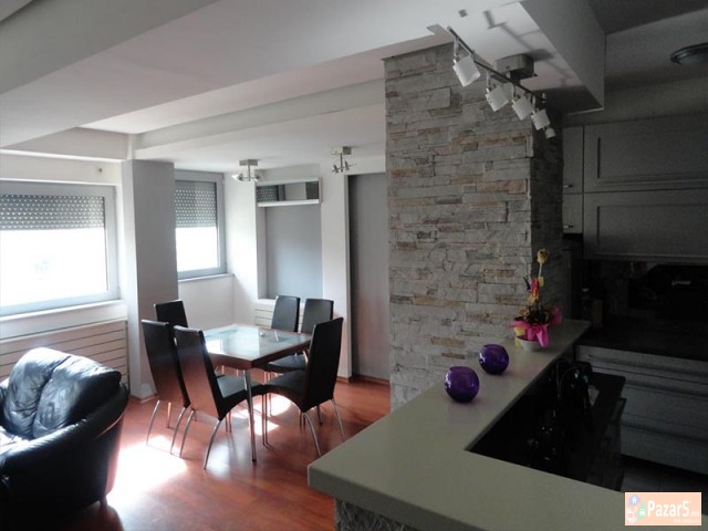 Se Iznajmuva Trosoben Stan Vo Aerodrom