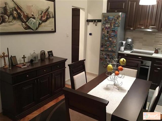 СЕ ИЗДАВА ДВОСОБЕН СТАН ВО КИСЕЛА ВОДА