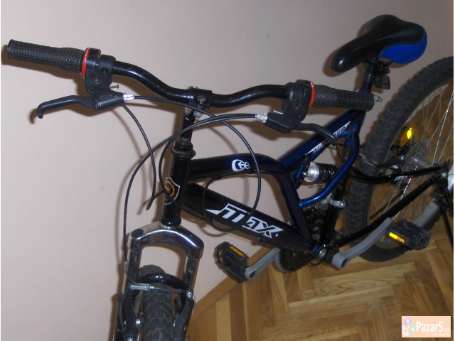 Продавам Точак 