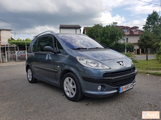 Peugeot 1007