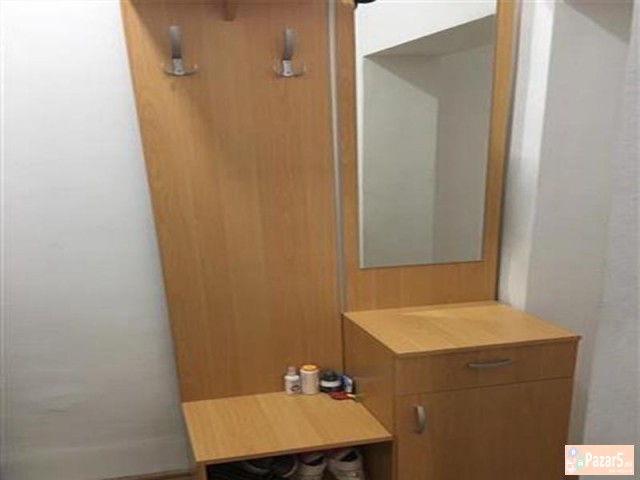 СЕ ИЗДАВА ТРОСОБЕН СТАН ВО КАРПОШ 1