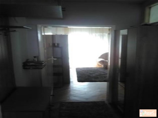 СЕ ИЗДАВА ДВОСОБЕН СТАН ВО КИСЕЛА ВОДА