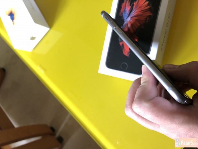 се продава Iphone 6s Space Grey