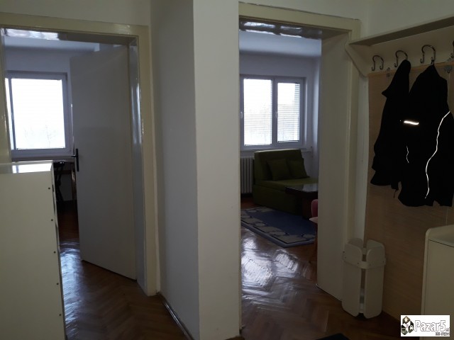 Се издава стан во Центар