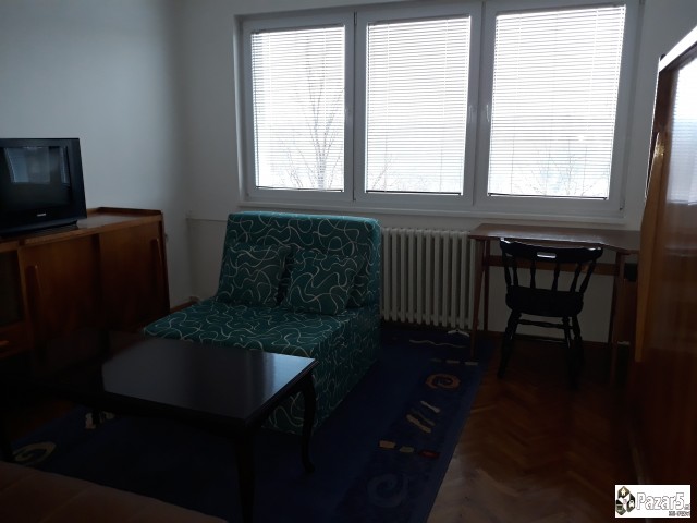 Се издава стан во Центар