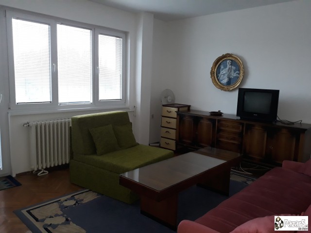 Се издава стан во Центар