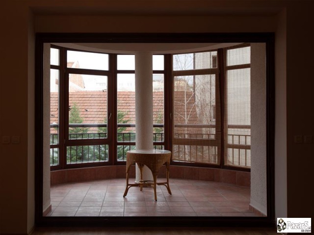 СЕ ПРОДАВА 4-СОБЕН СТАН ВО ЦЕНТАР