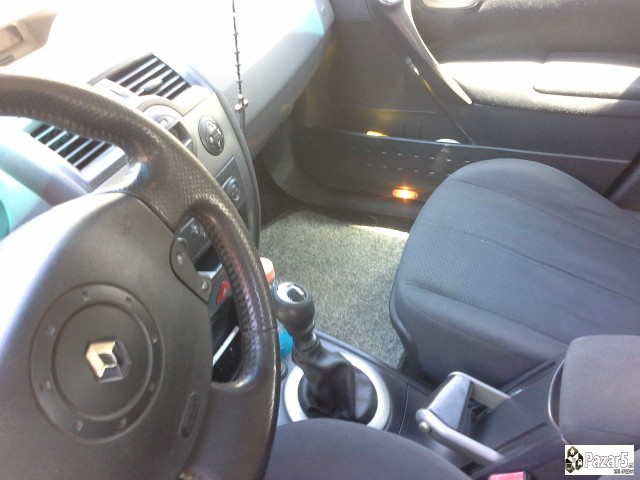 СЕ ПРОДАВА РЕНО МЕГАН 1,9 Dci-ИТНО