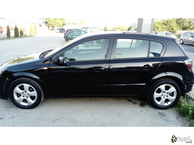 Opel Astra H 1.7cdti 2005год. сервисирана