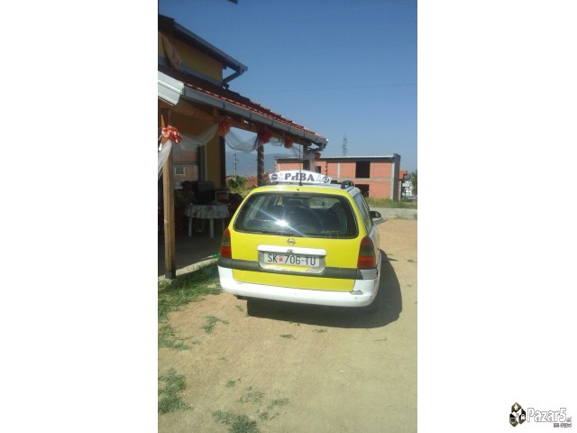 Продавам лиценцирано возило за Taxi