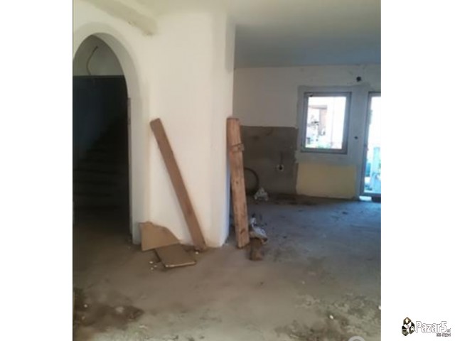 Се продава куќа во Бутел 1********ИТНО