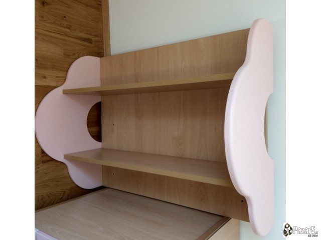 Детска соба (за девојче) во одлична состојба